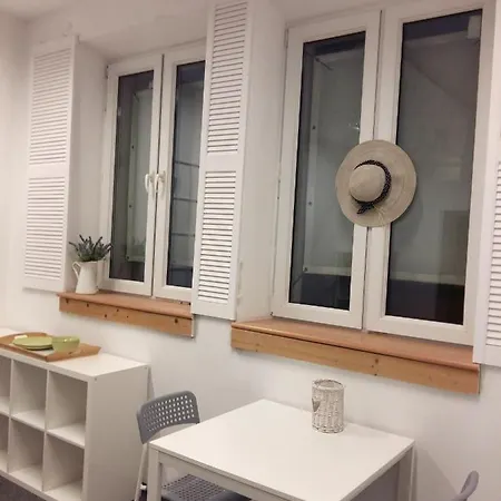 Magic Corner Отель